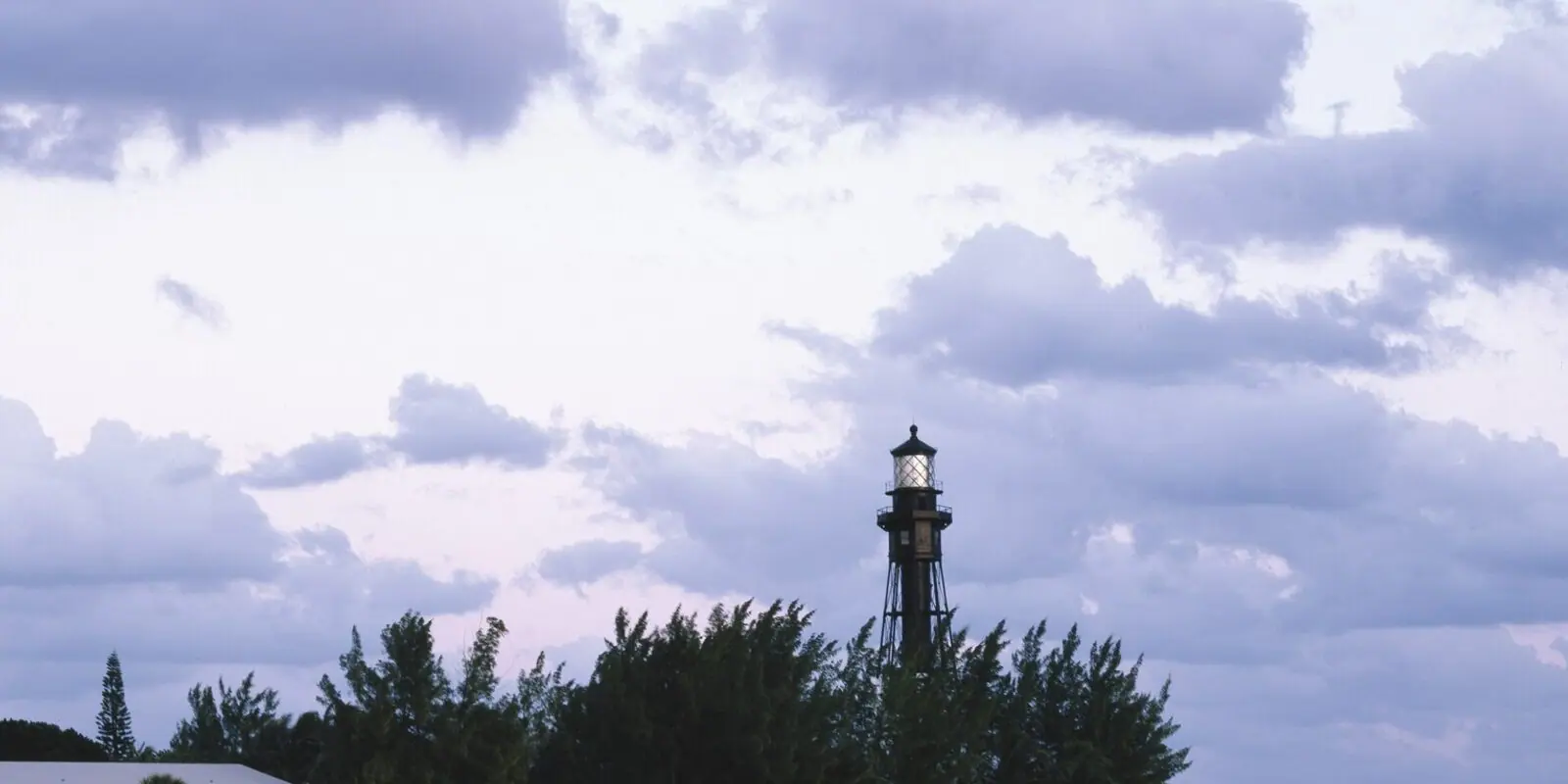 Hillsboro Inlet Light, just up the beach.
