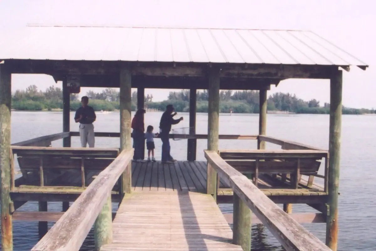 A covered pier on the Indian River Lagoon.